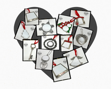 Load image into Gallery viewer, 10 Metal Sublimation Ornaments